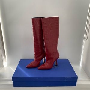 NWT | Stuart Weitzman Parton crocodile embossed boots Size 7